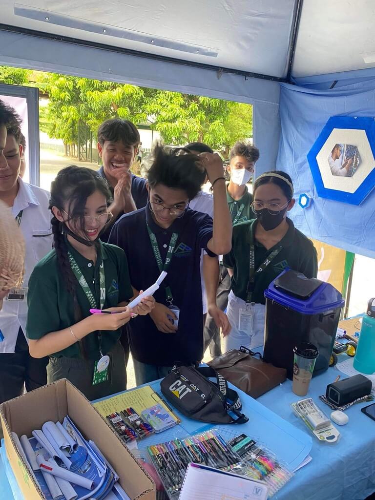 Ecoast Day Booth (2)